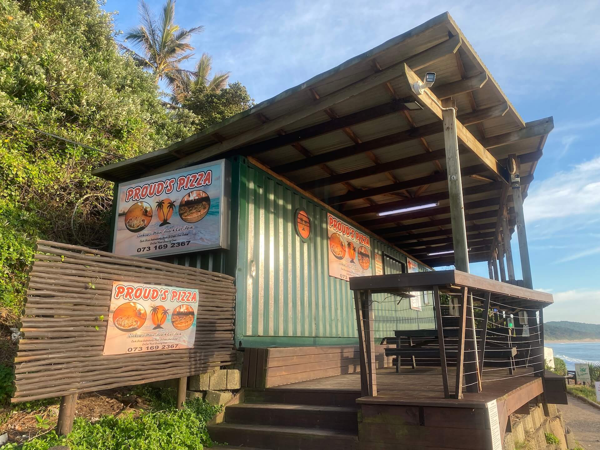 Proud's Pizzas Zinkwazi Beach